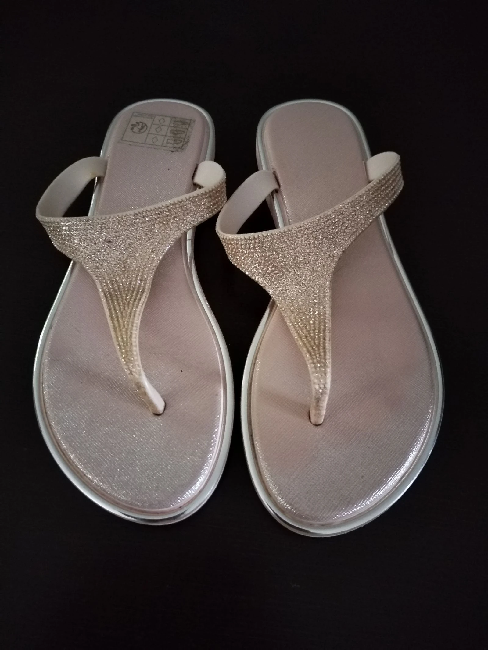 Beautiful pink and glitter strappy sandals, very comfortable and very soft, size 38. – photo 6